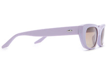 Load image into Gallery viewer, Gothic Breeze Sunglasses in Lavender Milk
