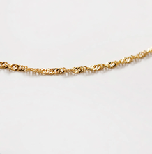 Load image into Gallery viewer, Kylie Necklace in Gold
