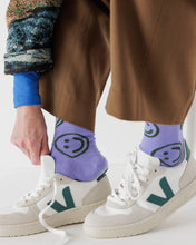 Load image into Gallery viewer, Lavender Happy Crew Socks
