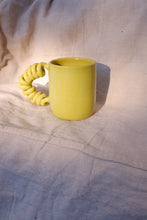 Load image into Gallery viewer, Chartruese Boing Mug
