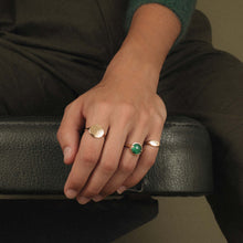 Load image into Gallery viewer, Wyatt Signet Ring
