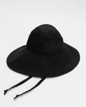 Load image into Gallery viewer, Black Soft Sun Hat
