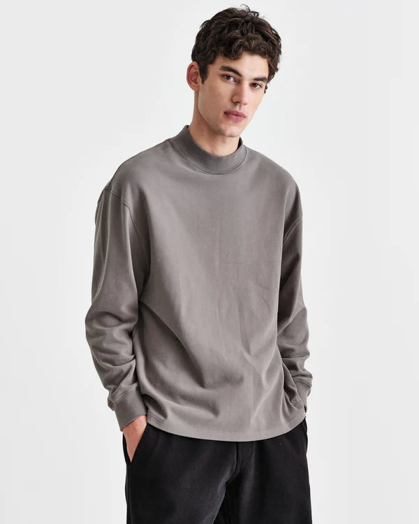 Mazzy Long Sleeve T Shirt in Charcoal