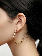 Load image into Gallery viewer, Louisa Hoops in Gold
