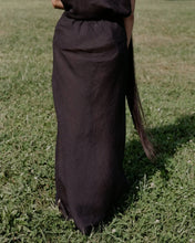 Load image into Gallery viewer, Black Dydine Linen Skirt
